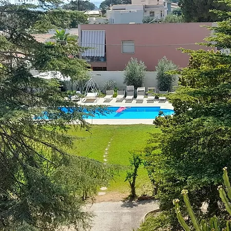 Villa La Perla Blu Di *