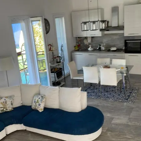 La Perla Blu Di Fontane Bianche